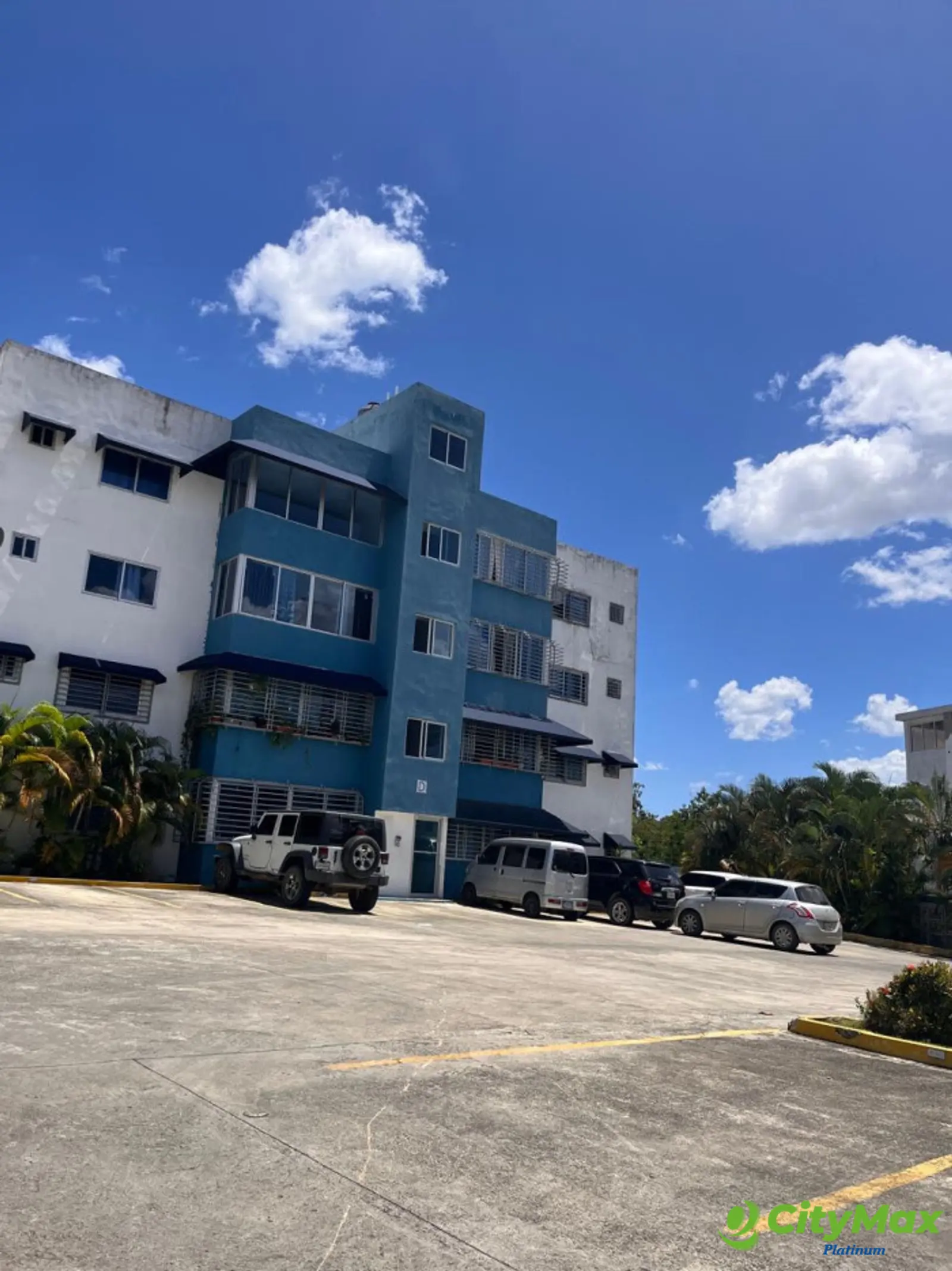 Venta de apartamento en la Jacobo Majlúta con terraza - foto 4