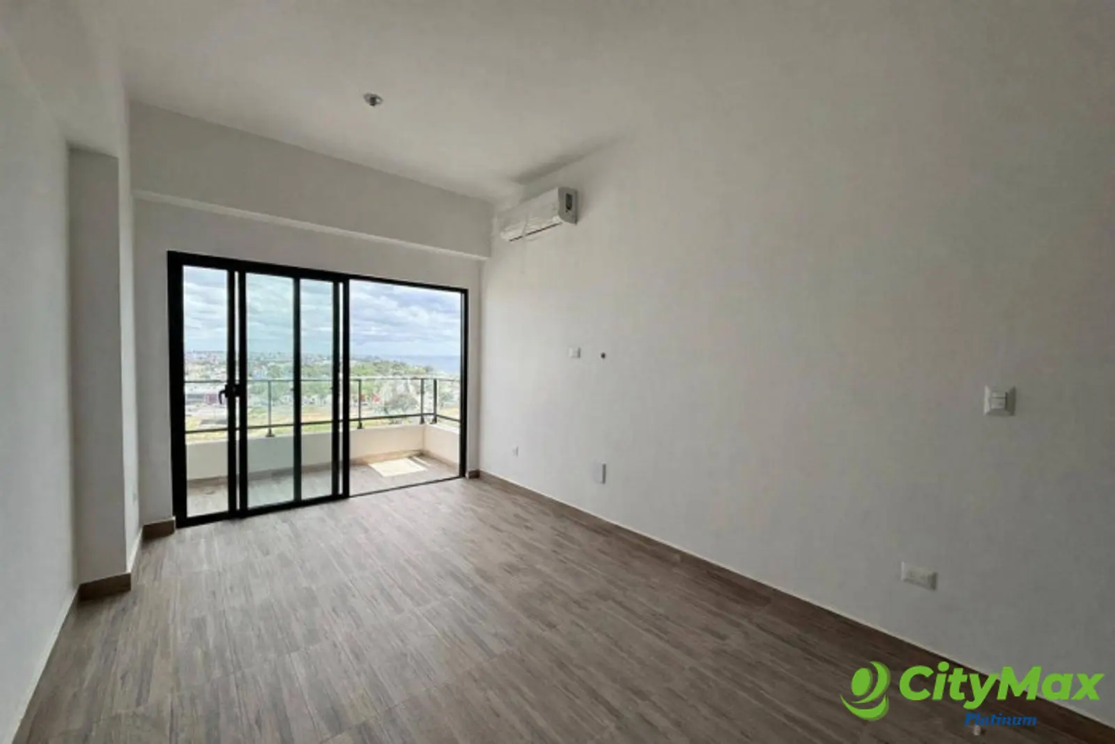 Apartamento de 1 Habitación con Vista al Mar en venta - foto 2