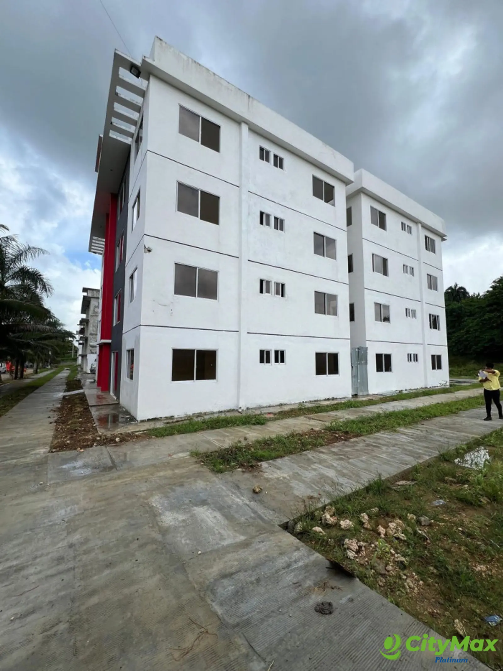 Apartamento con Terraza 72Mts en venta en Santo Domingo - foto 3