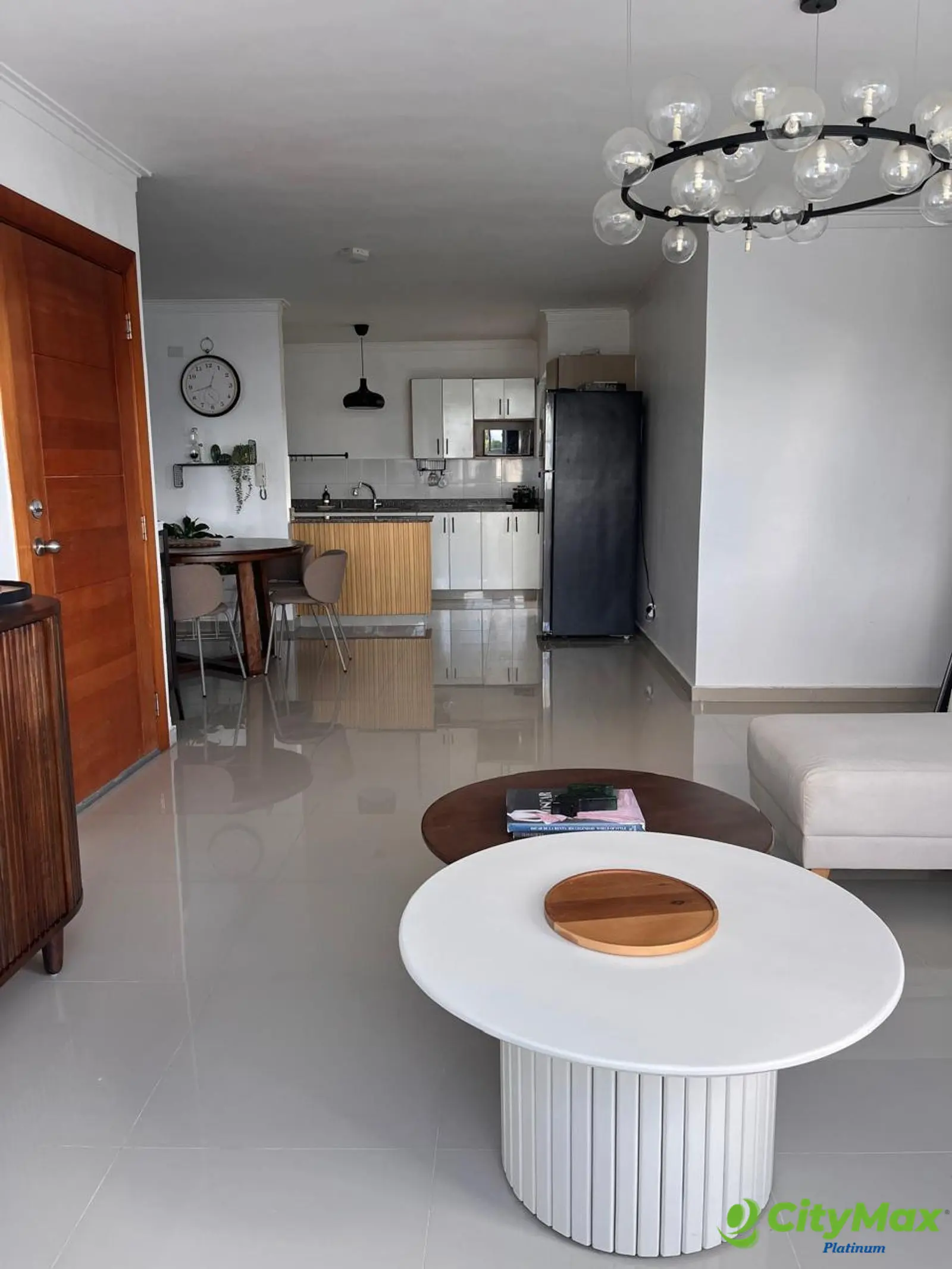 Venta de apartamento en la Jacobo Majlúta con terraza - foto 2