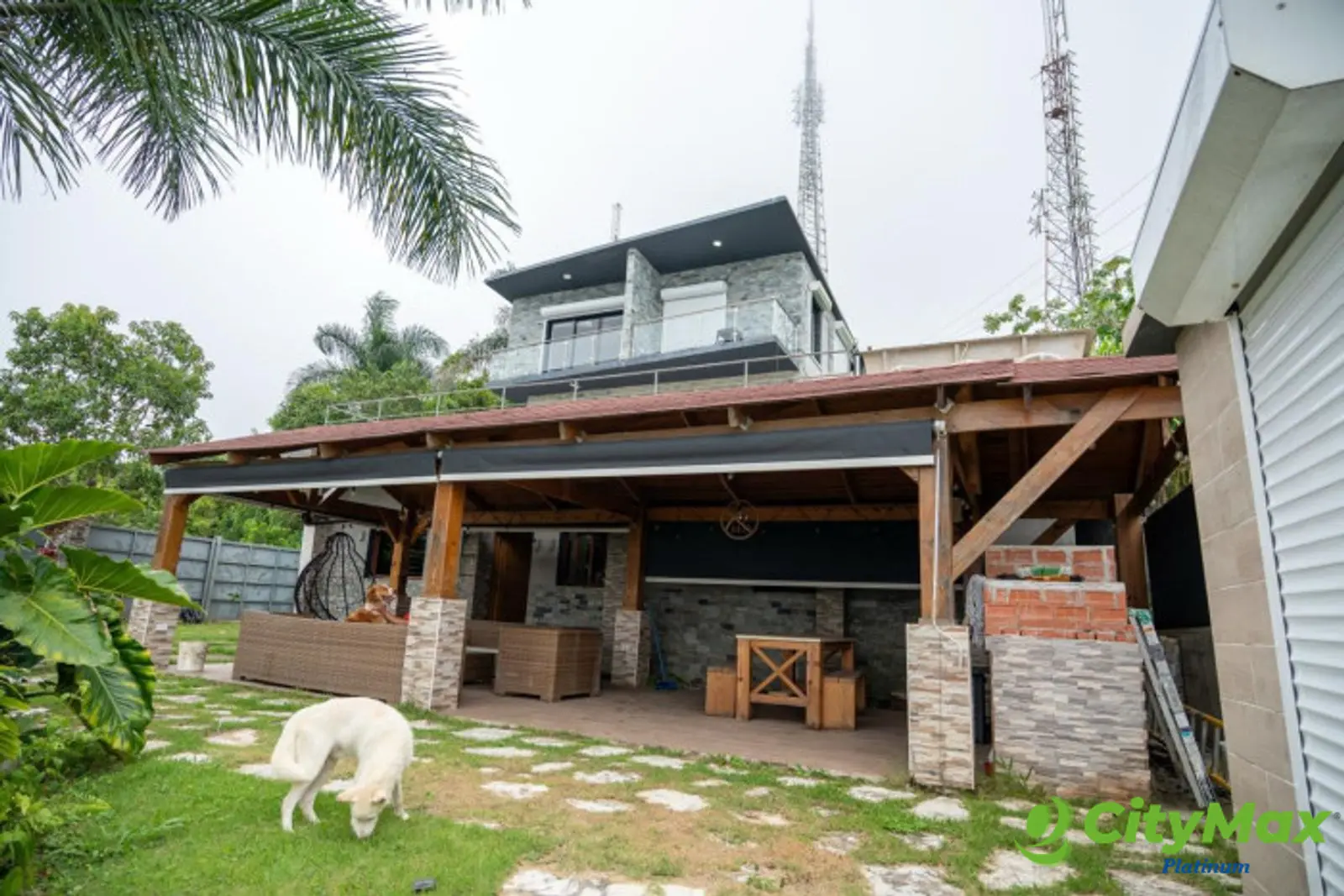 Venta de Espectacular Villa, La Colonia San Cristobal - foto 20
