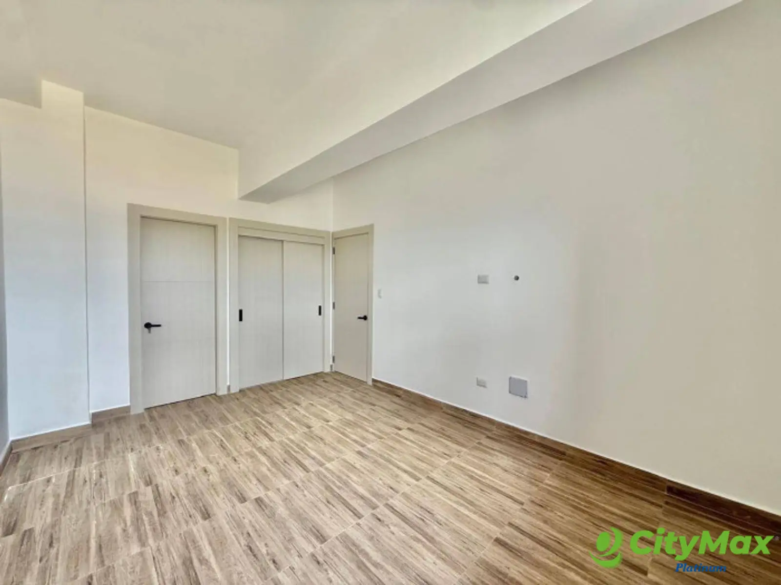 Apartamento de 1 Habitación con Vista al Mar en venta - foto 3