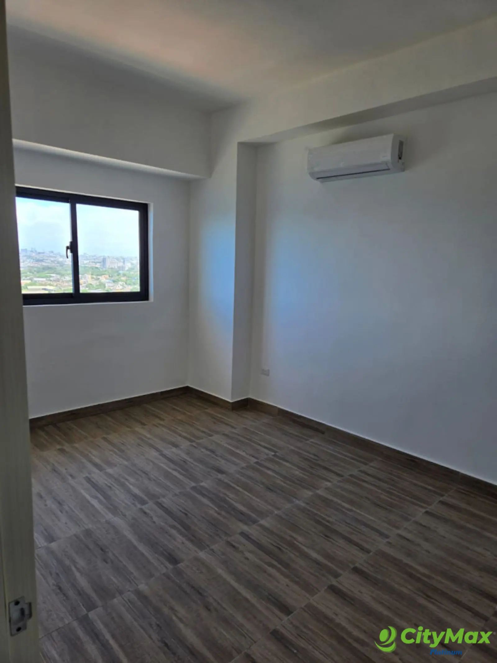 Apartamento de 1 Habitación con Vista al Mar en venta - foto 4