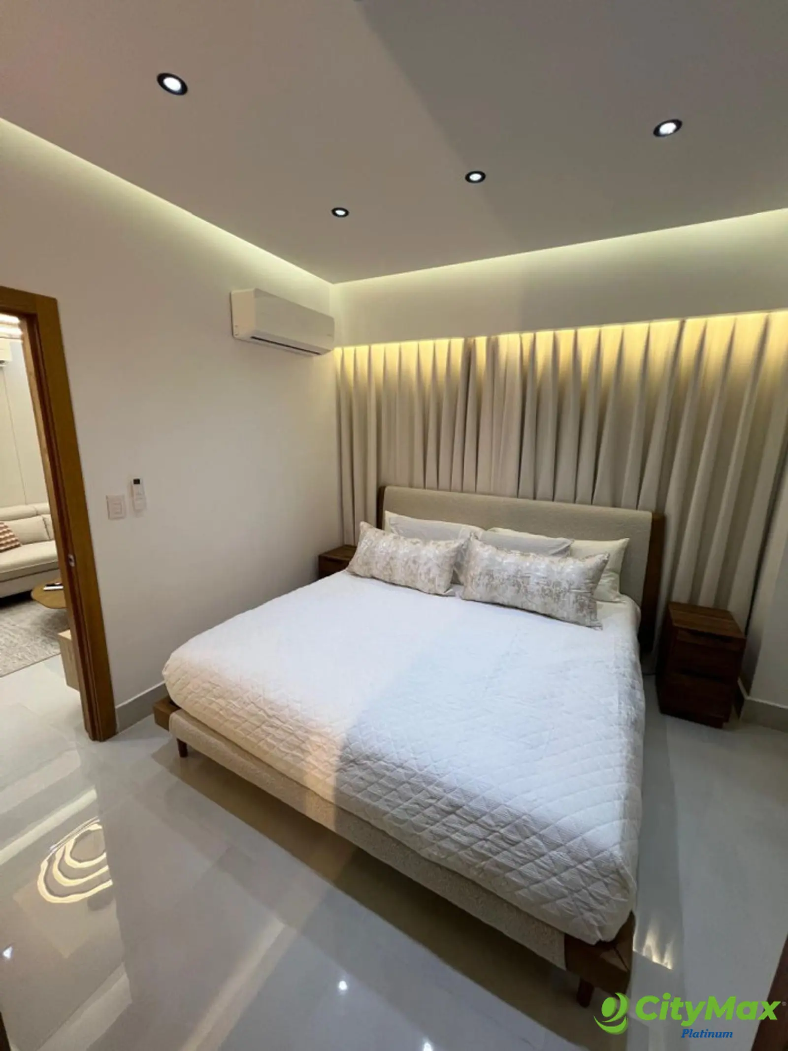 Apartamento Amueblado en Venta, La Esperilla - foto 9