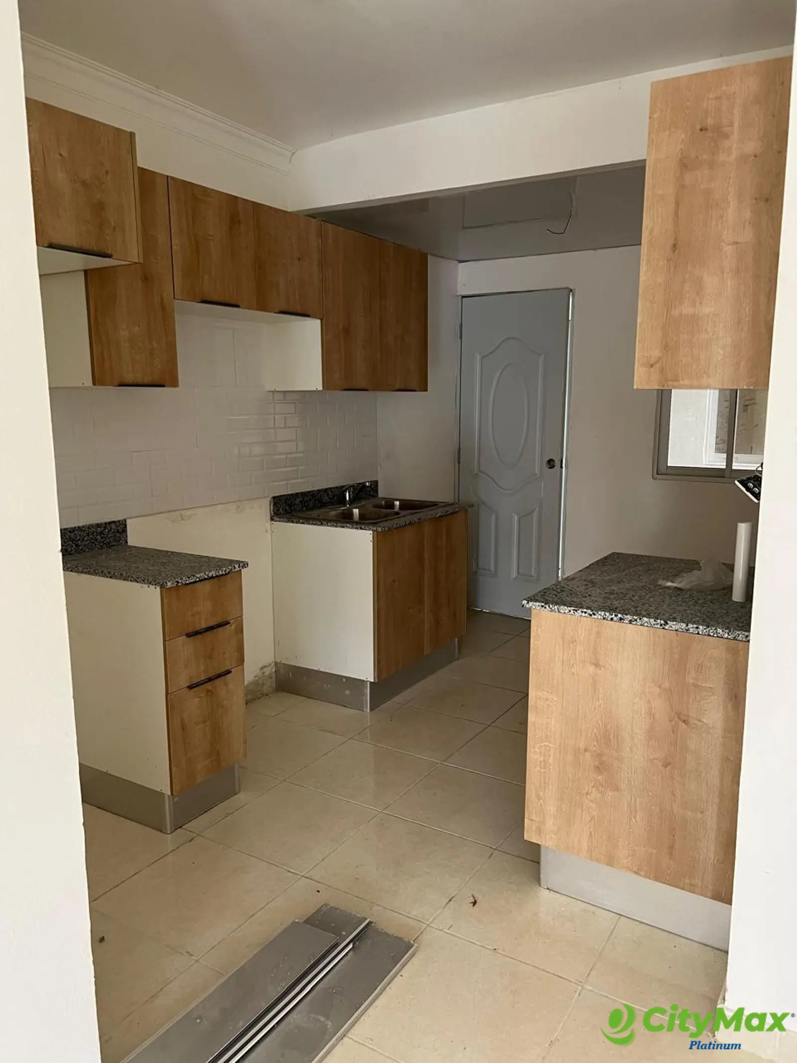 Apartamento con Terraza 72Mts en venta en Santo Domingo - foto 4